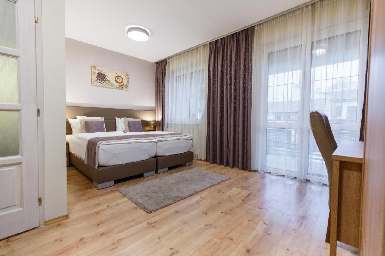 Mokka Apartments 미슈콜츠 외부 사진
