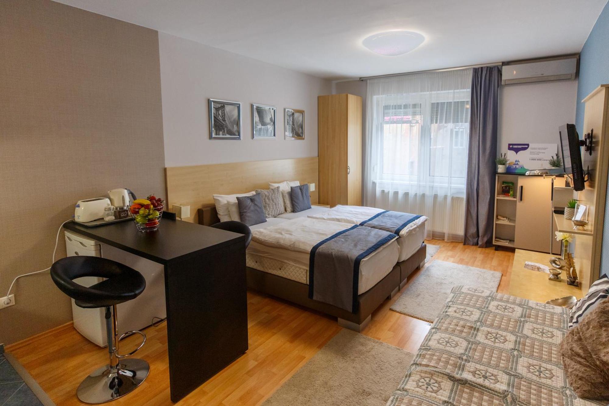 Mokka Apartments 미슈콜츠 외부 사진